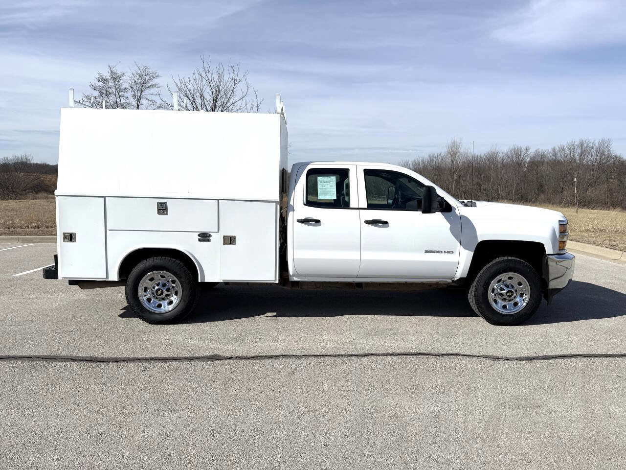 Used 2016 Chevrolet Silverado 3500 W/T AWD/4WD image 6