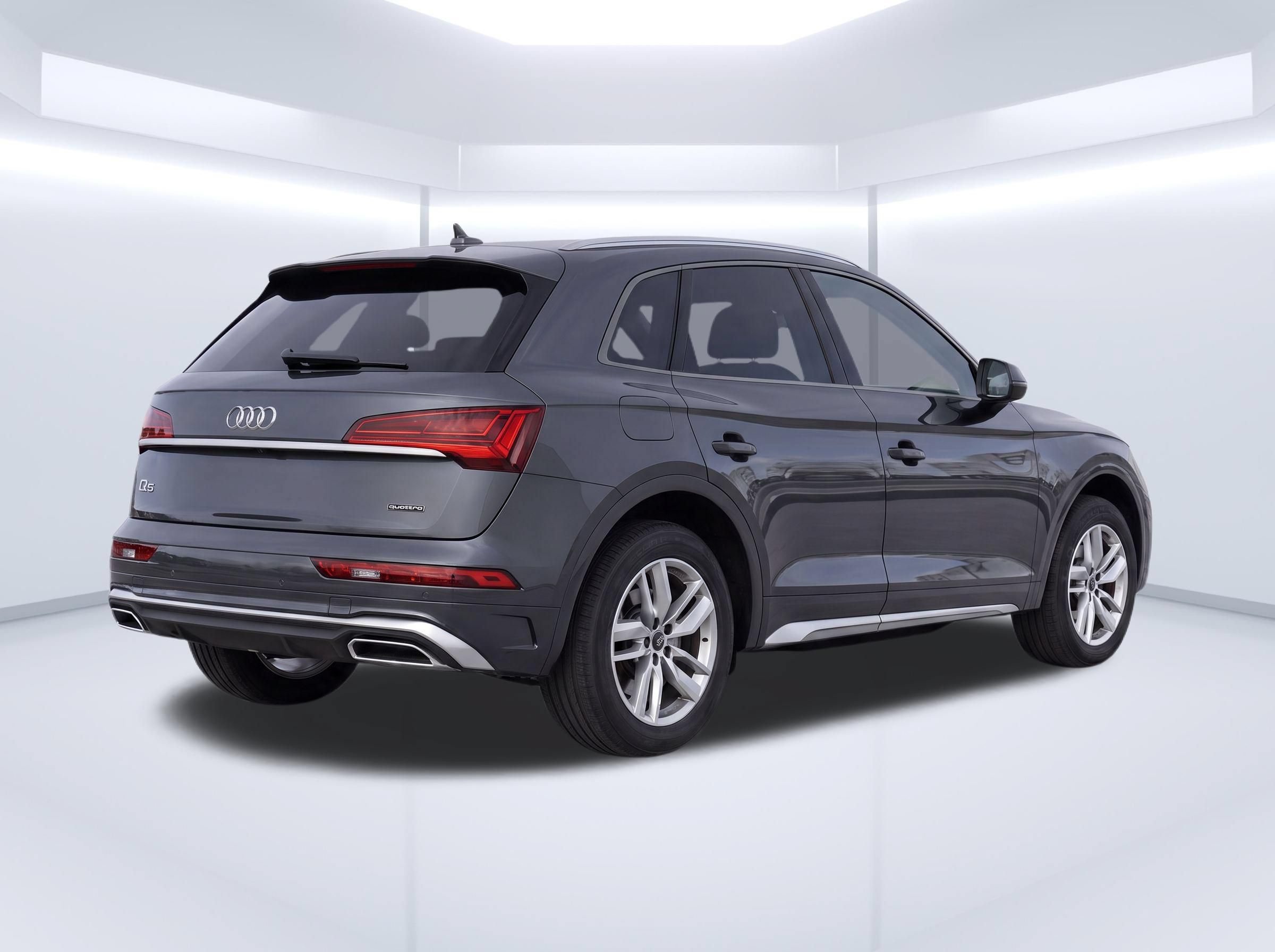 Certified 2024 Audi Q5 2.0T Premium AWD/4WD image 4