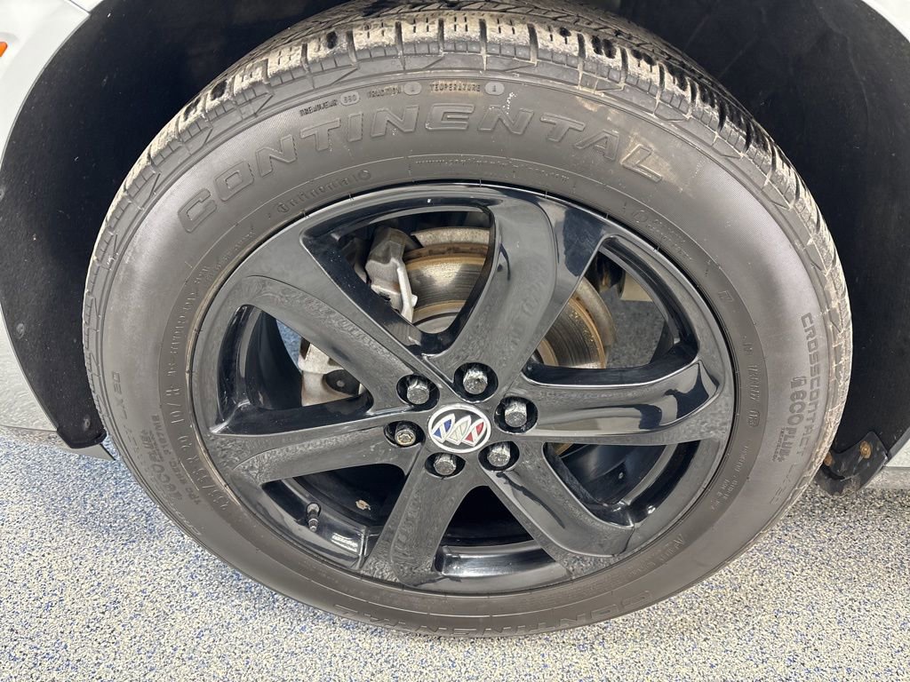 Used 2023 Buick Enclave Essence w/ Sport Touring Edition image 41