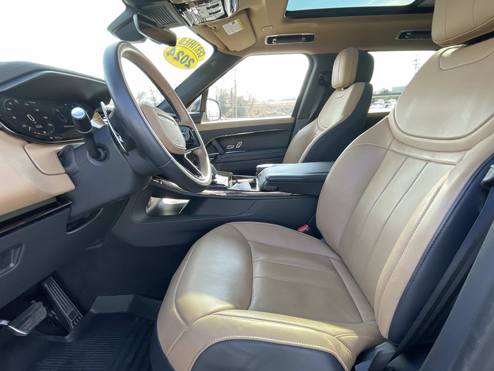 Used 2024 Land Rover Range Rover Sport Dynamic SE image 20