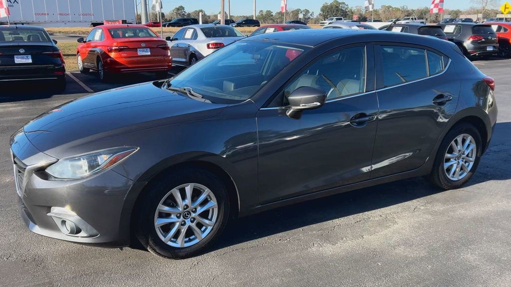 Used 2016 MAZDA MAZDA3 i Touring image 4