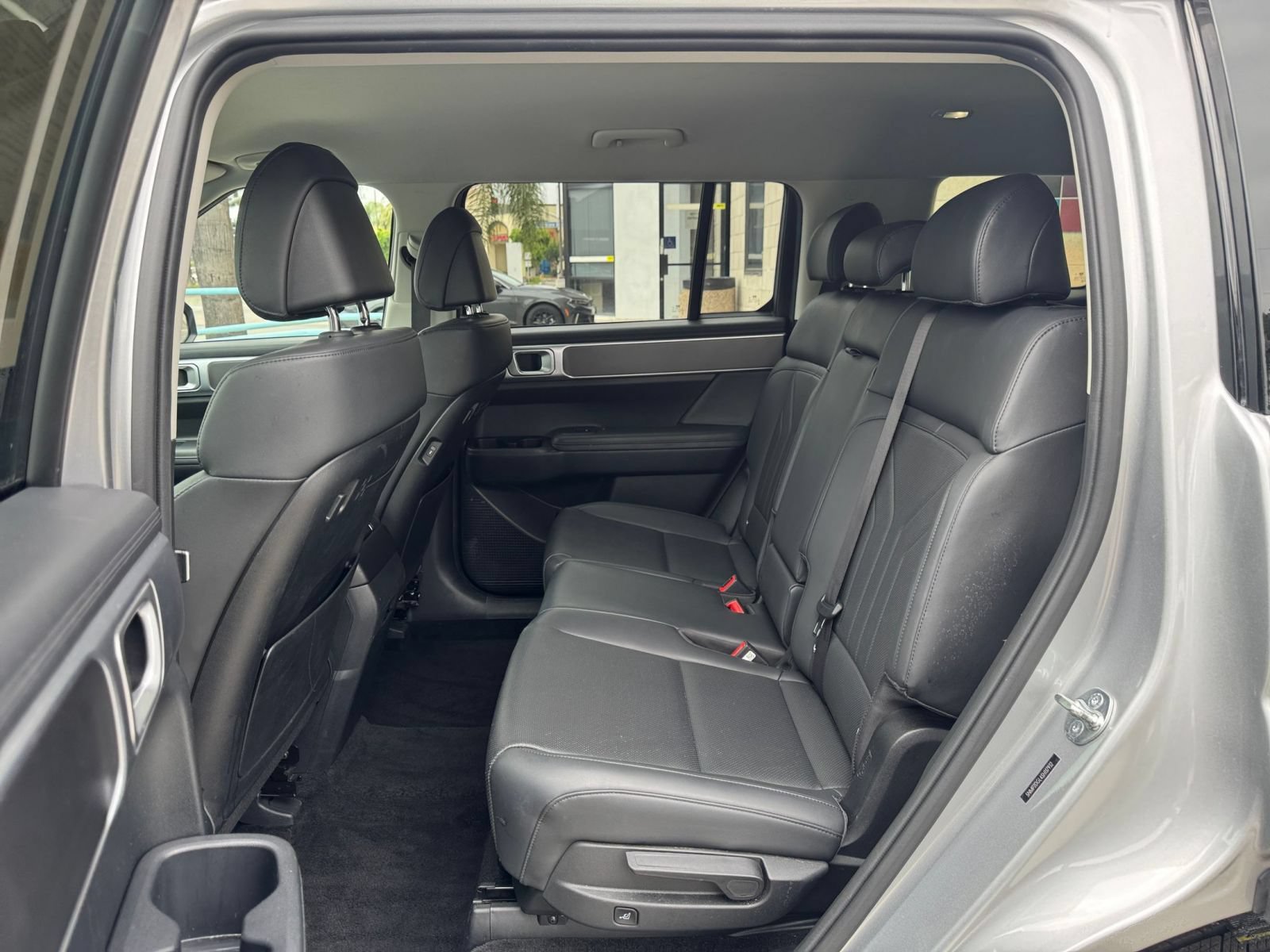 Used 2025 Hyundai Santa Fe SEL AWD/4WD image 23