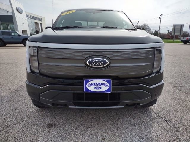Used 2023 Ford F150 Lightning Lariat image 9