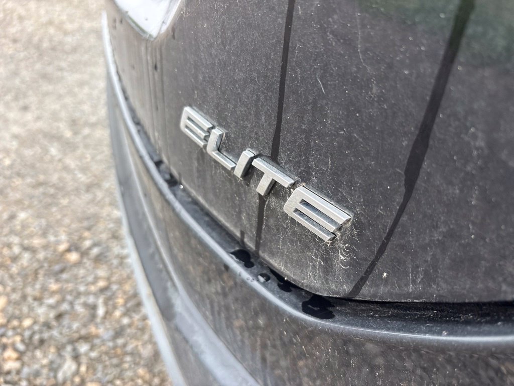 Used 2023 Honda Pilot Elite image 4