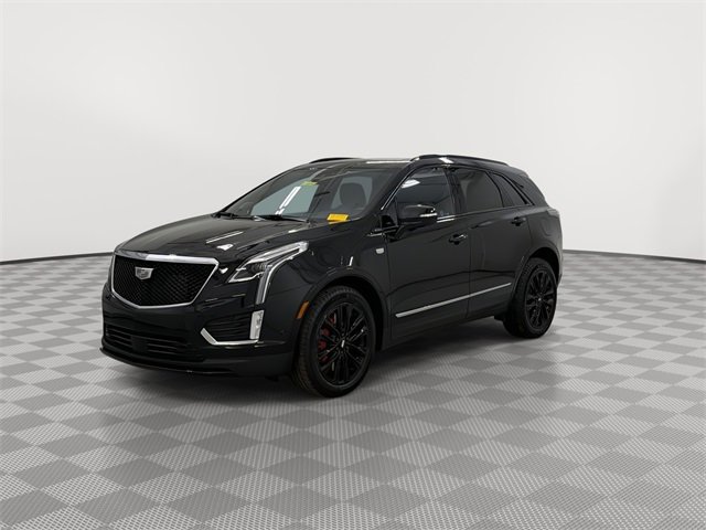 Certified 2024 Cadillac XT5 Sportv w/ Technology Package image 4