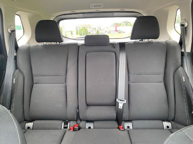 Used 2024 Nissan Rogue S AWD/4WD image 25