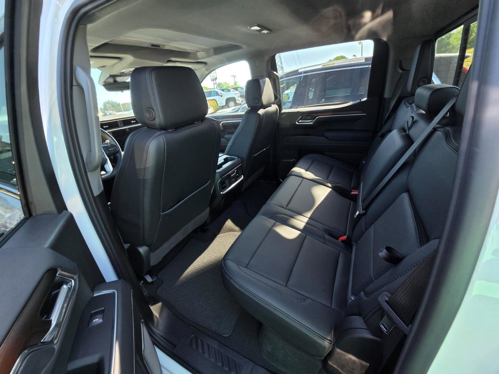 Used 2026 GMC Sierra 1500 Denali image 12