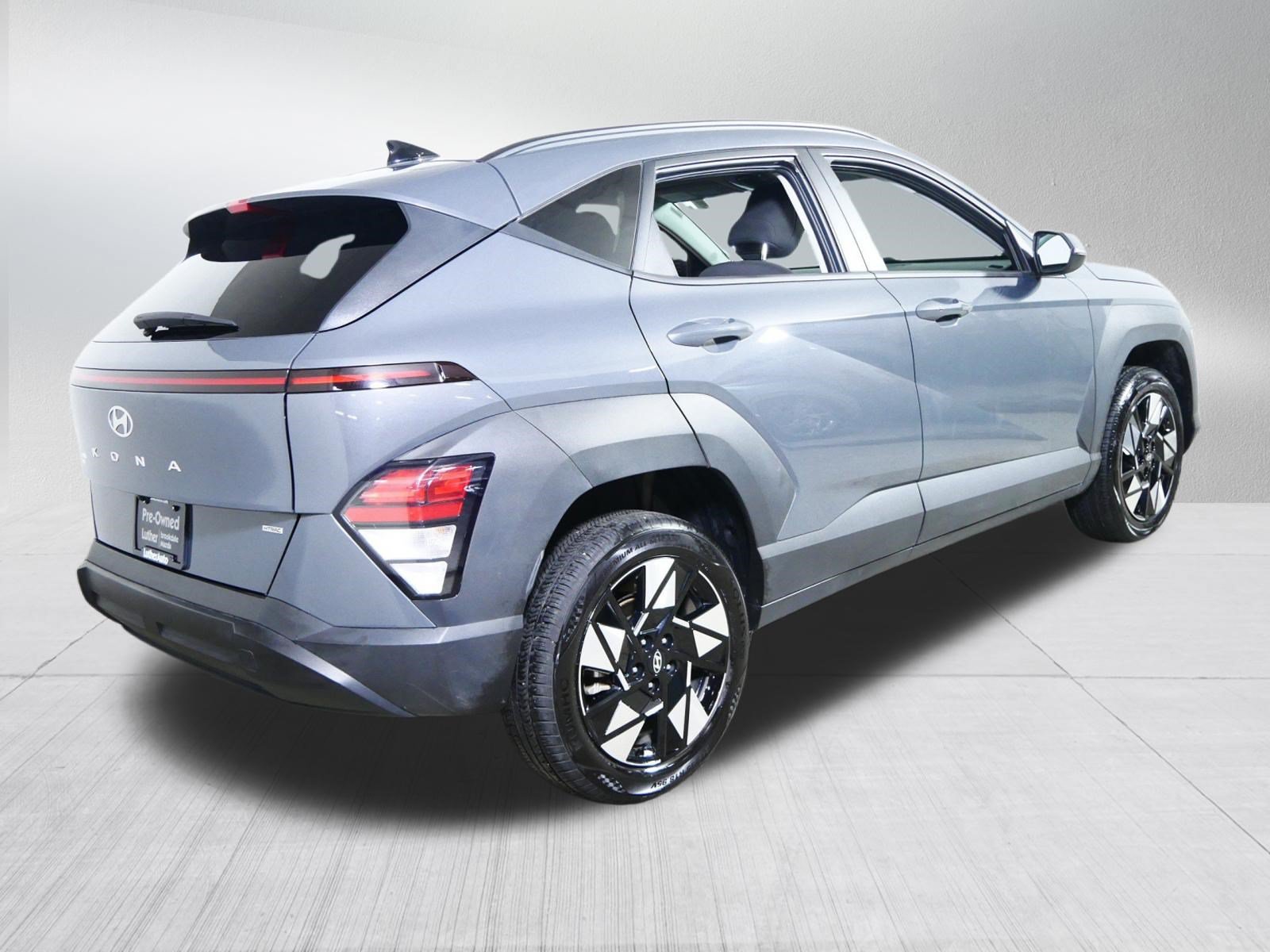 Used 2025 Hyundai Kona SEL AWD/4WD image 7
