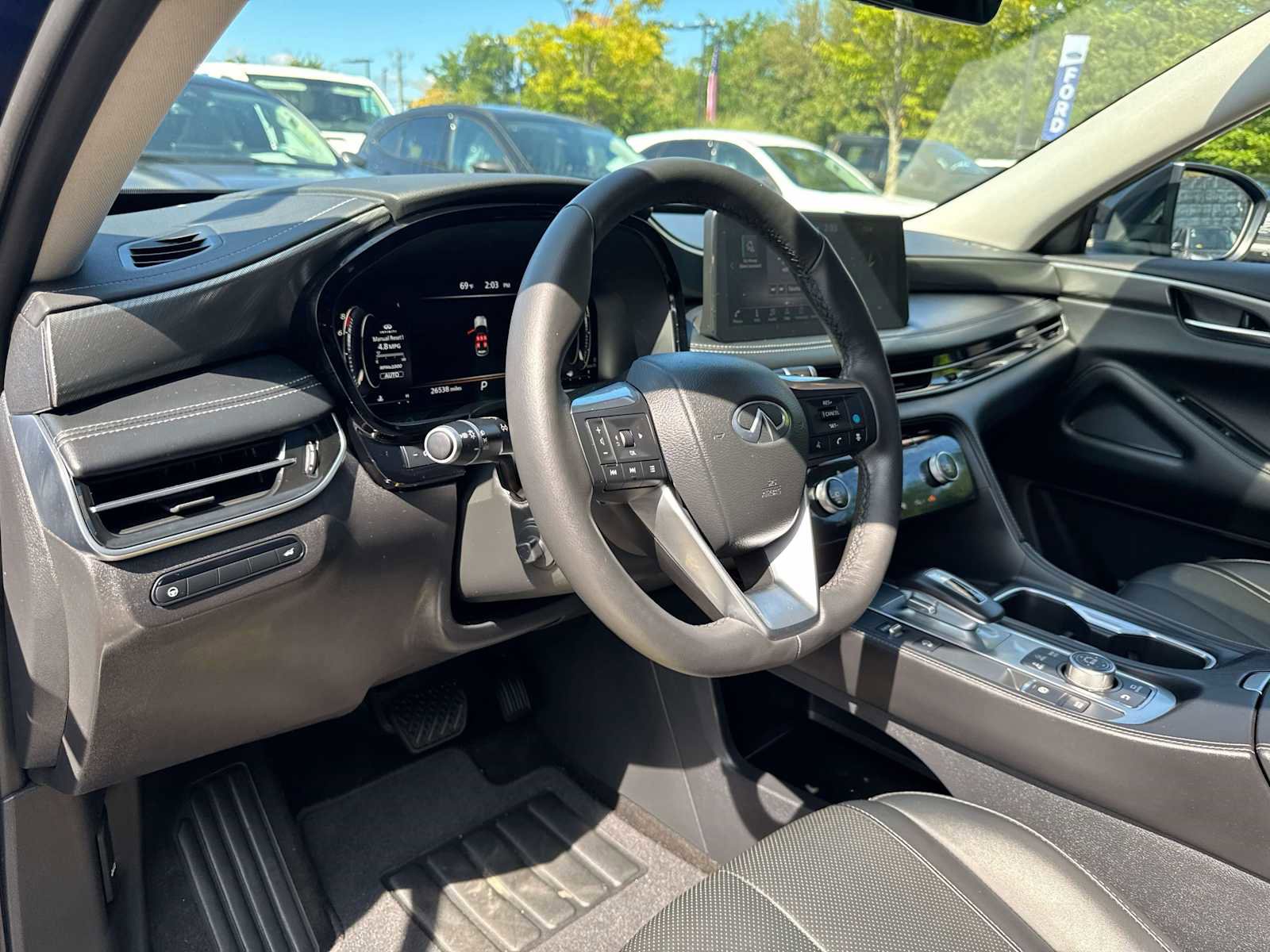 Used 2023 INFINITI QX60 Luxe image 16