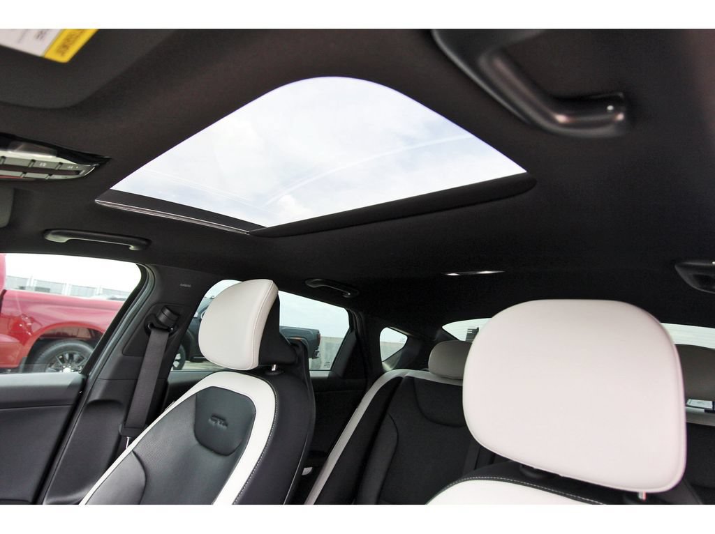 Used 2026 Kia K4 GT-Line w/ GT-Line Sunroof Package FWD image 27
