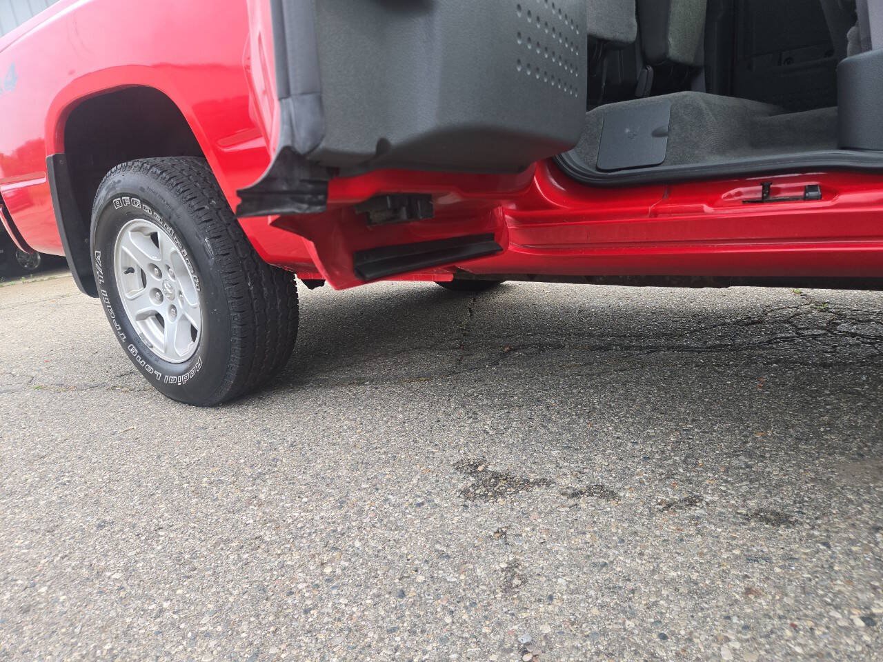 Used 2005 Dodge Dakota SLT AWD/4WD image 34