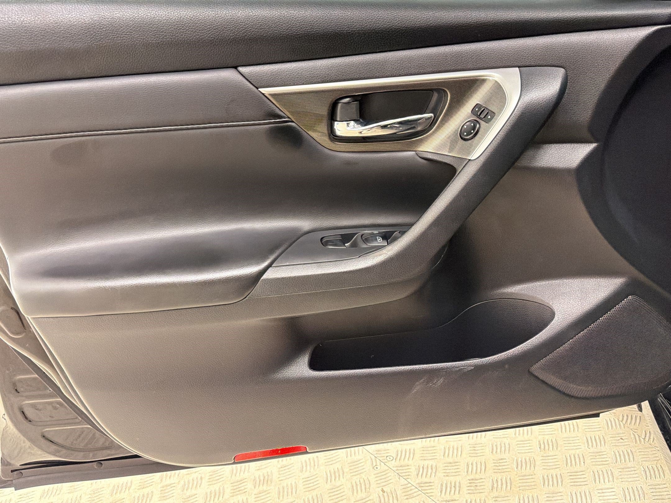 Used 2014 Nissan Altima 3.5 SL w/ Technology Package FWD image 13