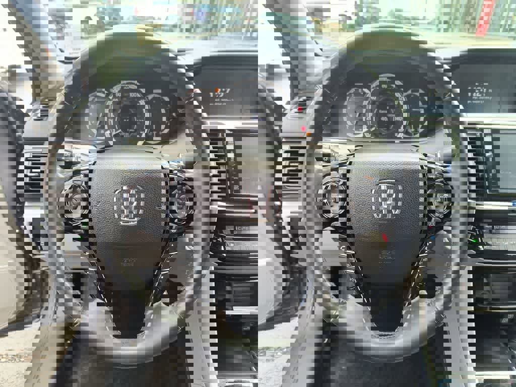 Used 2016 Honda Accord EX-L image 14