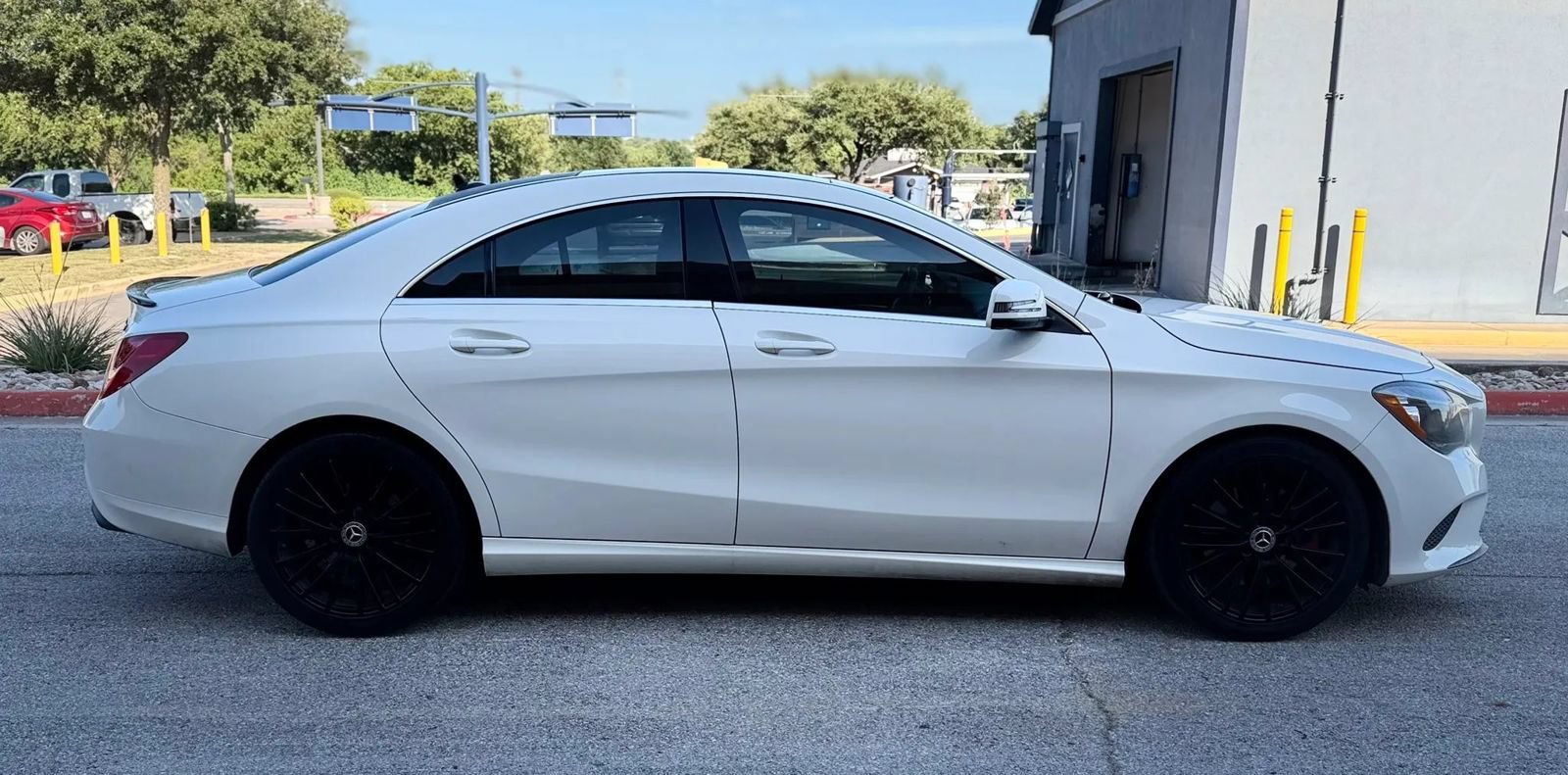 Used 2017 Mercedes-Benz CLA 250 image 40