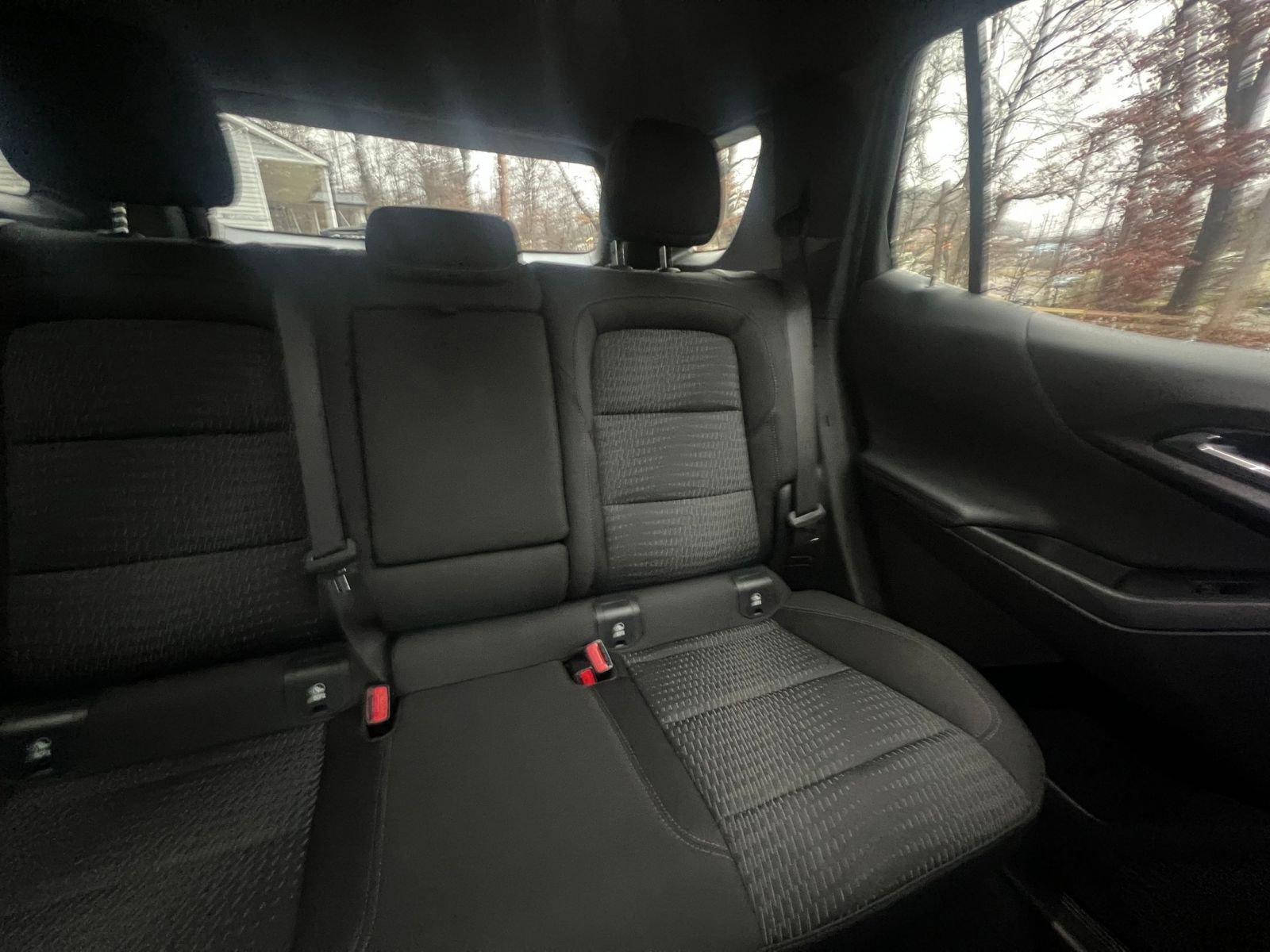 Used 2025 Chevrolet Equinox LT image 32