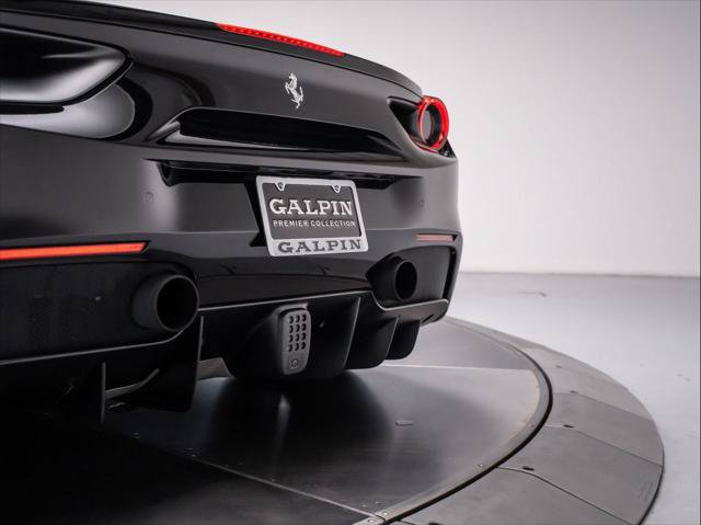 Used 2016 Ferrari 488 GTB RWD image 34