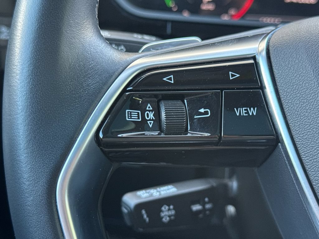 Used 2024 Audi Q8 e-tron Premium Plus w/ Premium Plus Package AWD/4WD image 33