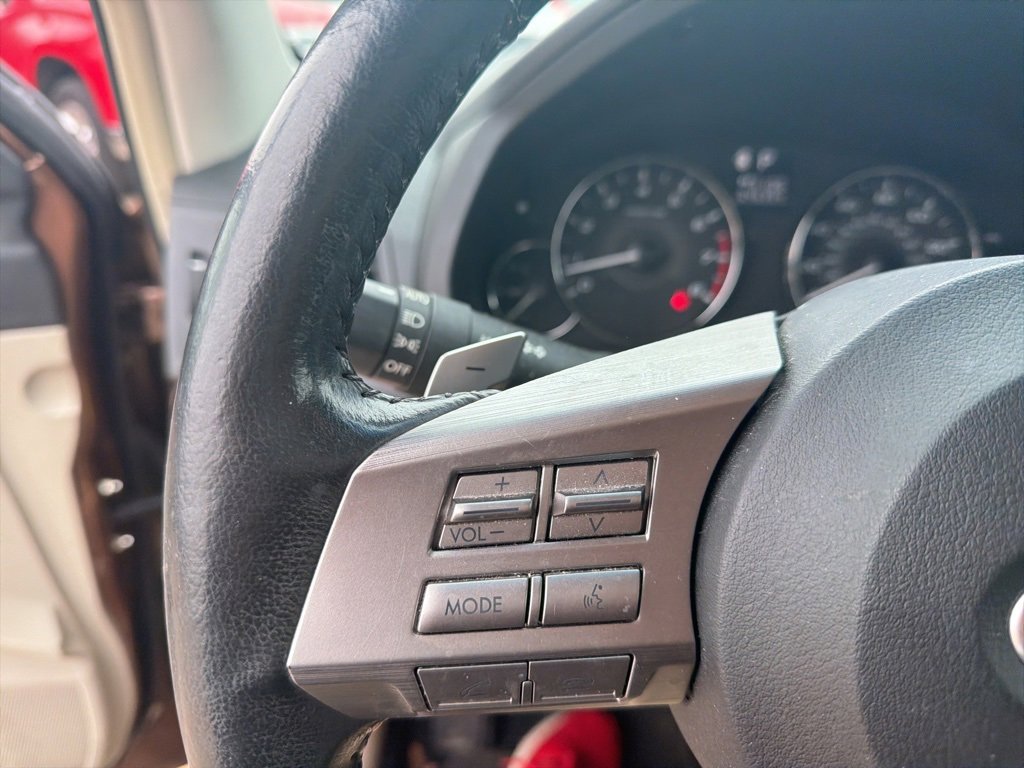 Used 2011 Subaru Outback 2.5i Limited image 14