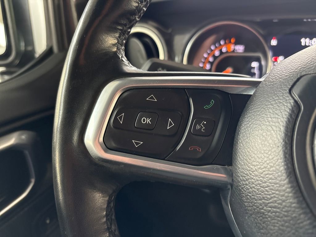 Used 2022 Jeep Wrangler Unlimited Sahara AWD/4WD image 56