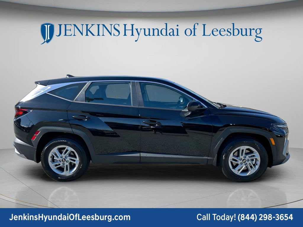 New 2026 Hyundai Tucson SE FWD image 3