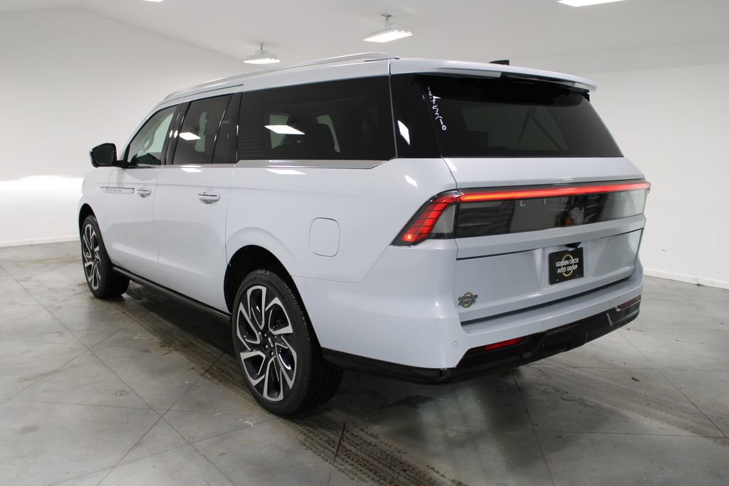 New 2026 Lincoln Navigator L Reserve image 6