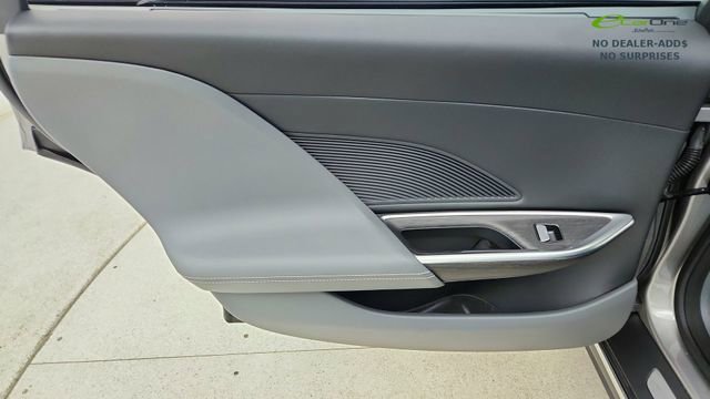 Used 2024 Lucid Air Touring image 32
