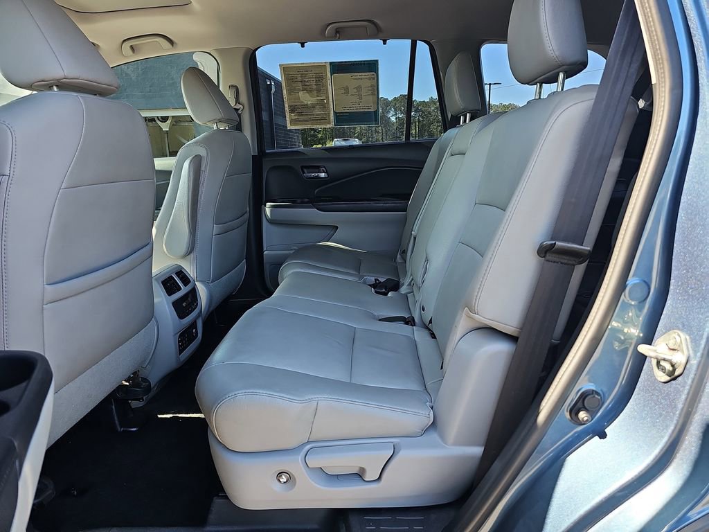Used 2017 Honda Pilot Touring image 19