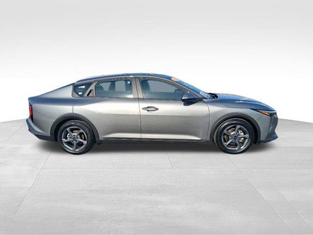 Used 2025 Kia K4 LXS image 3