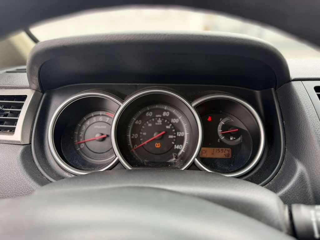 Used 2011 Nissan Versa 1.8 S w/ Plus Pkg FWD image 12