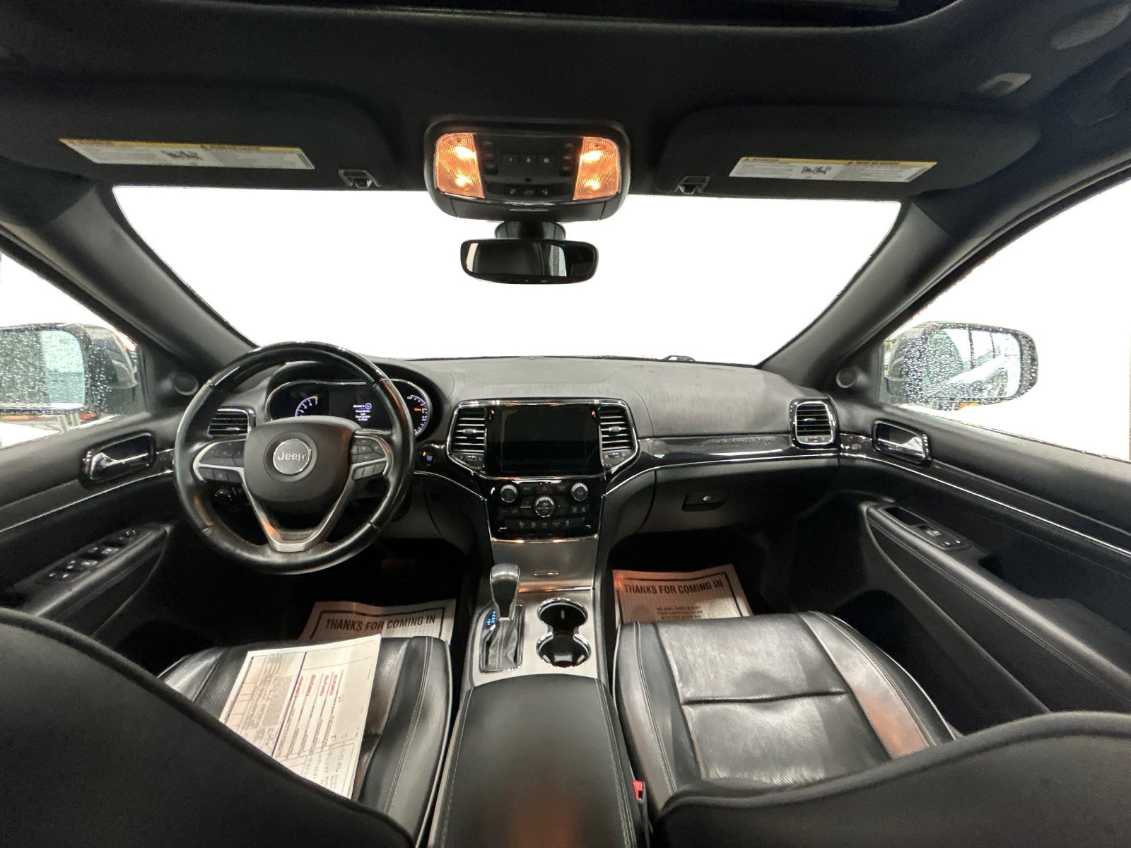 Used 2021 Jeep Grand Cherokee Overland AWD/4WD image 21