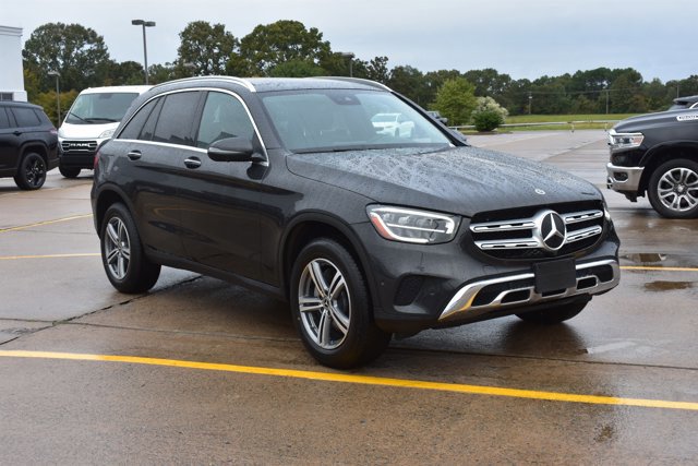 Used 2022 Mercedes-Benz GLC 300 image 3