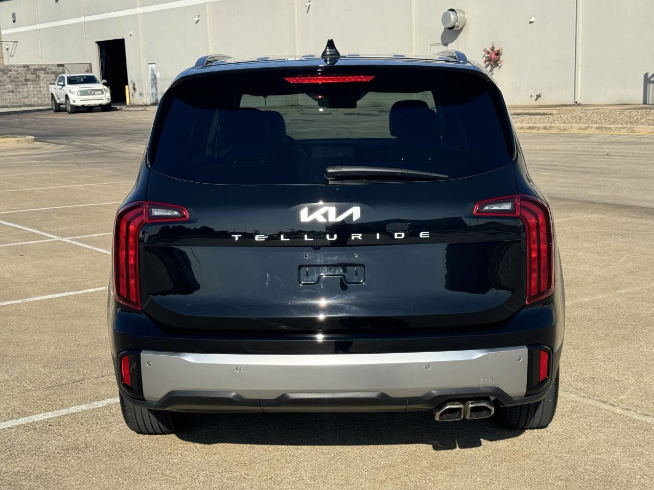 Used 2025 Kia Telluride S image 5