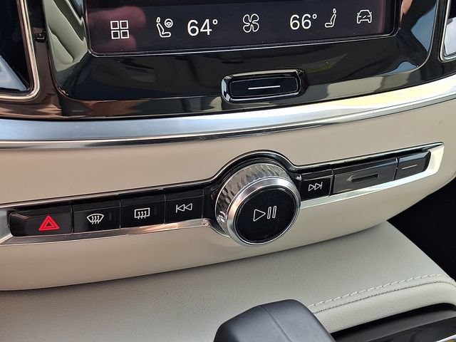 Certified 2025 Volvo S60 T8 Plus AWD/4WD image 18
