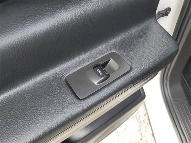 Used 2015 Lincoln MKT AWD w/ Equipment Group 201A image 28