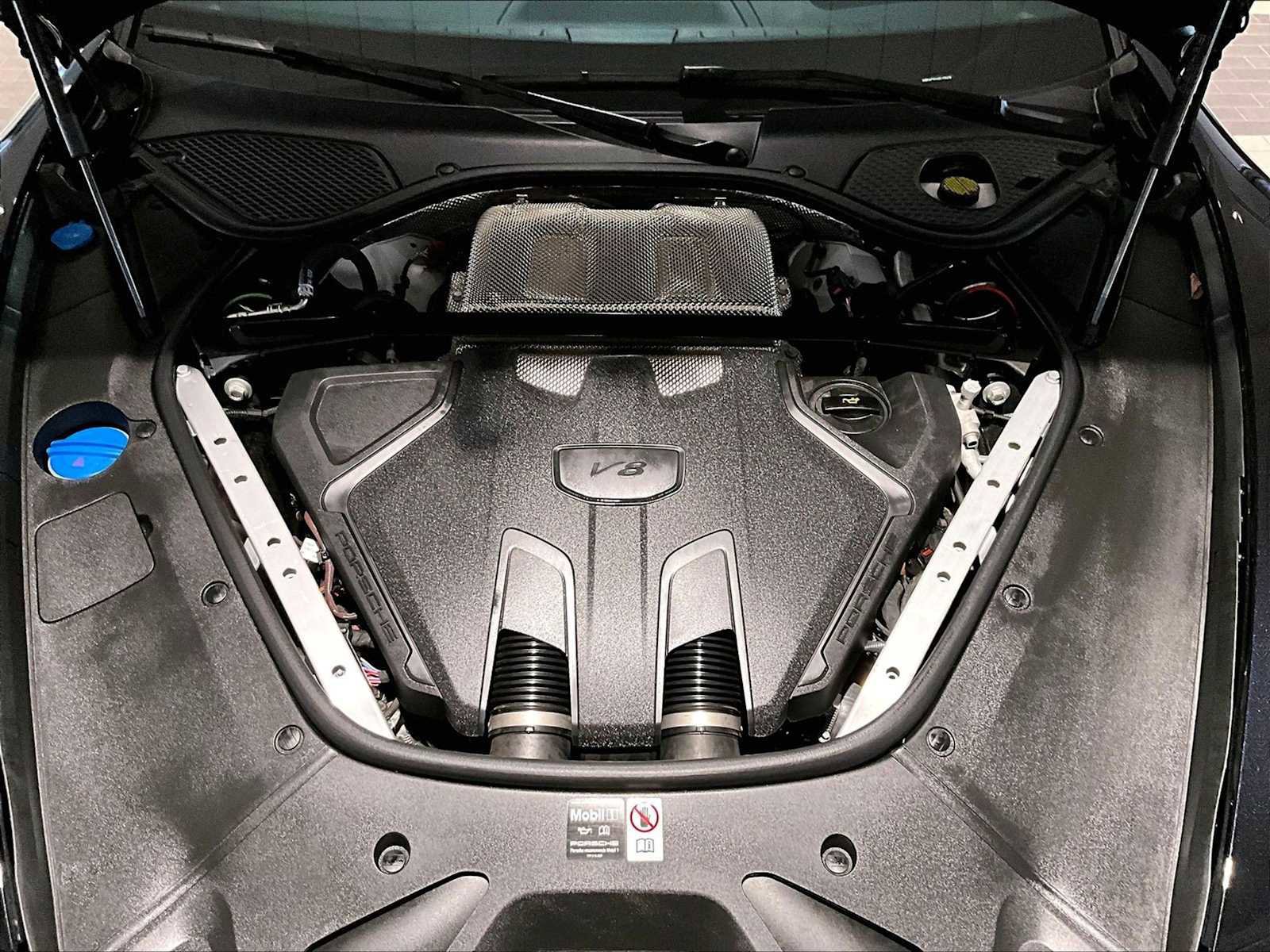 Used 2025 Porsche Panamera GTS image 24