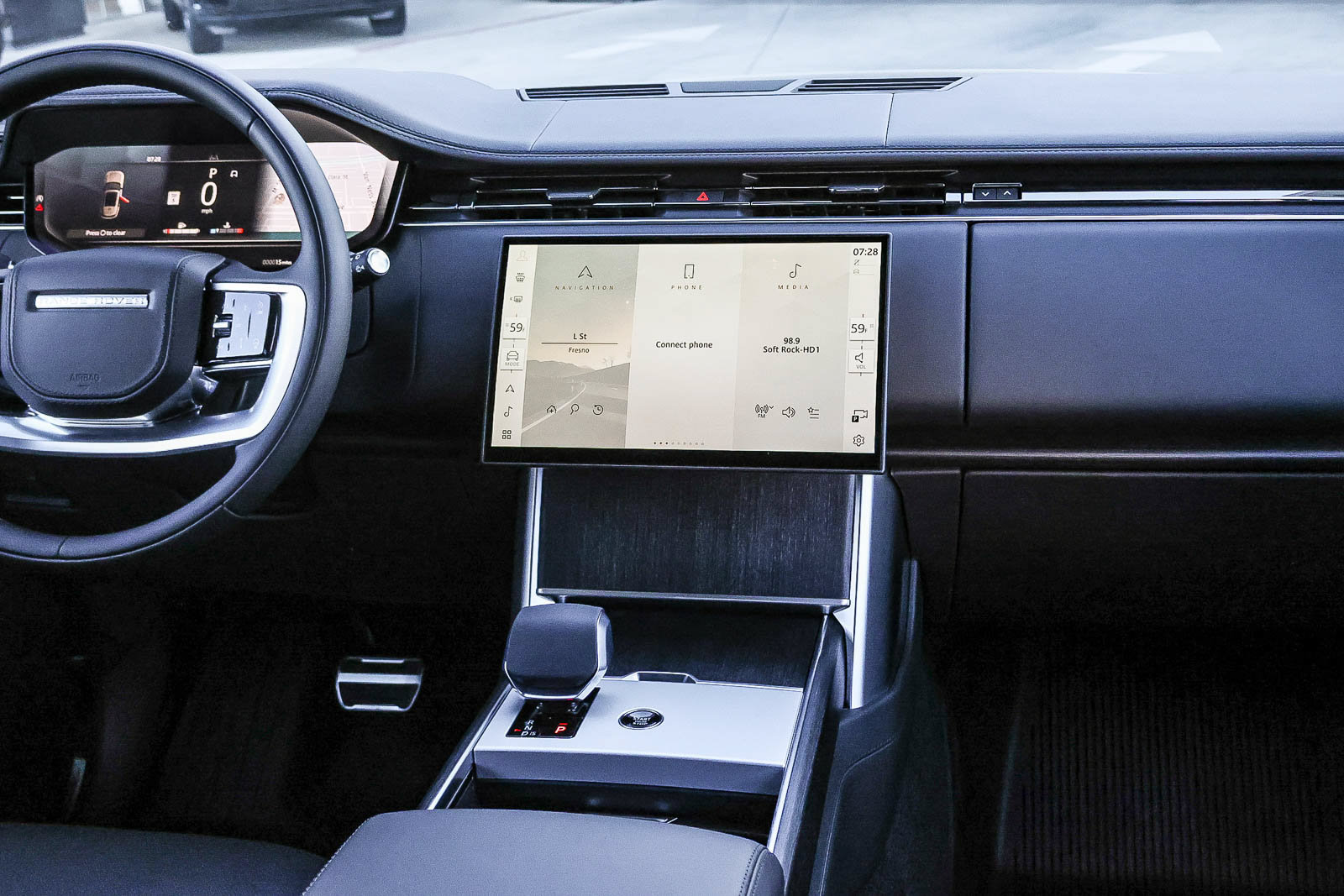 New 2026 Land Rover Range Rover SE AWD/4WD image 23