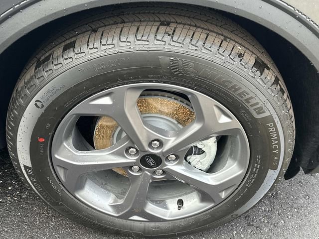 New 2026 Ford Escape ST-Line image 9