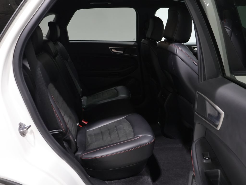 Used 2024 Ford Edge ST-Line AWD/4WD image 22