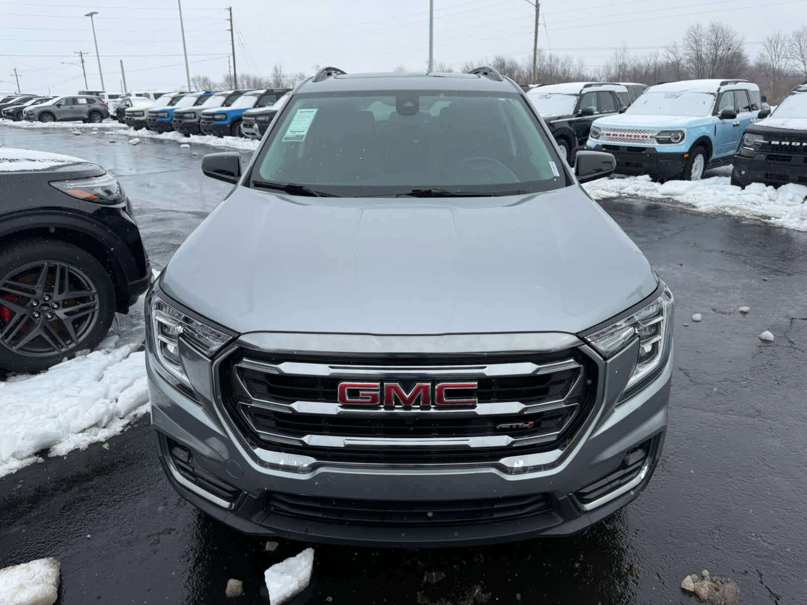 Used 2024 GMC Terrain AT4 image 21
