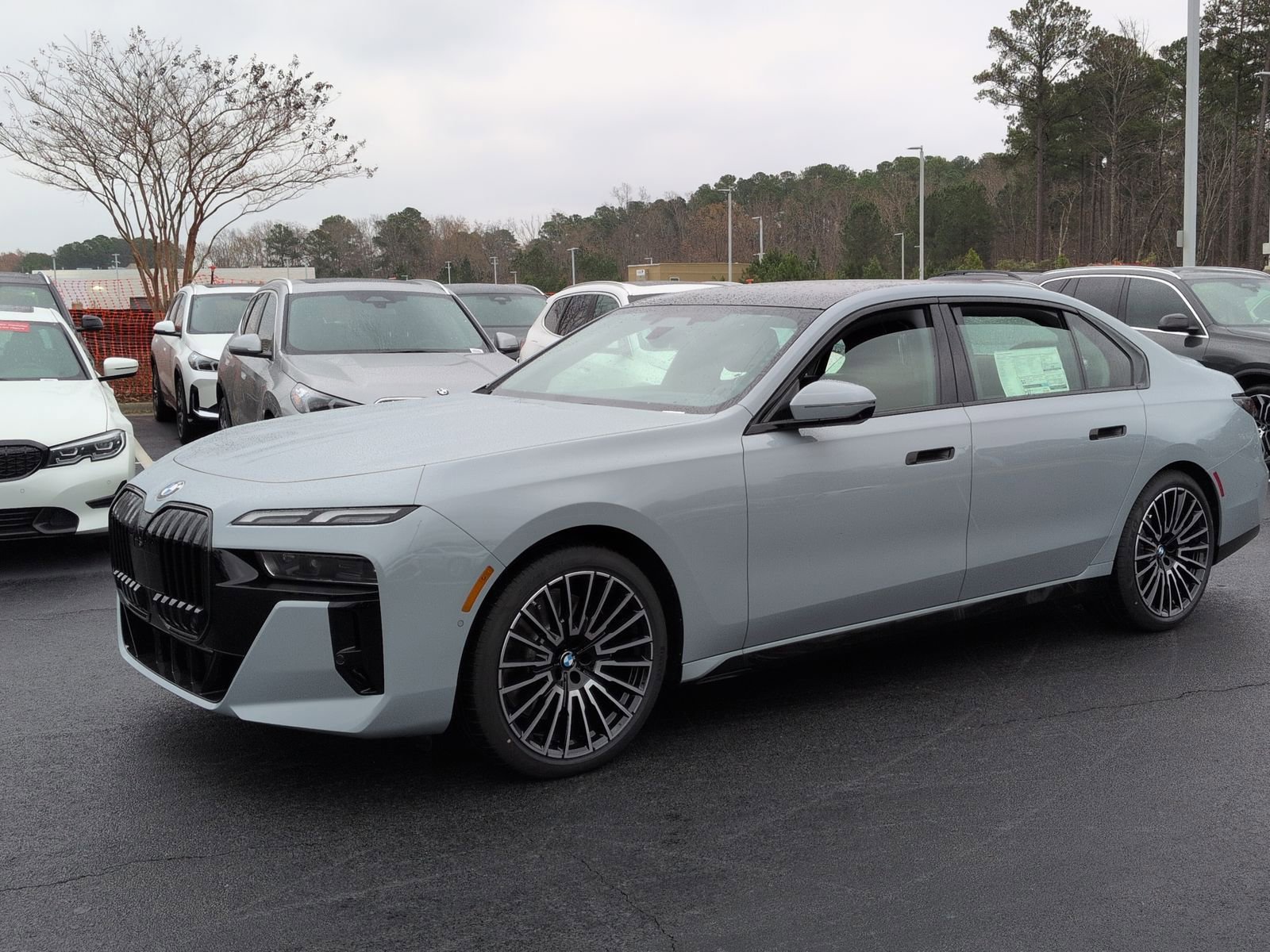 New 2026 BMW 740i xDrive w/ Luxury Rear Seating Package image 5