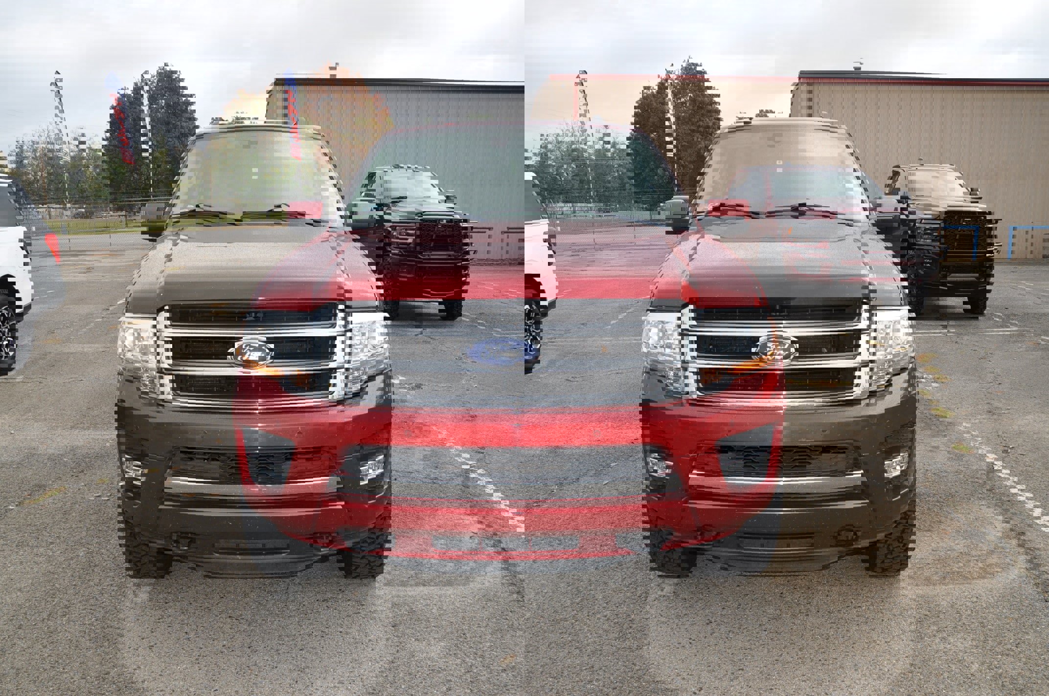 Used 2017 Ford Expedition EL Limited w/ Equipment Group 301A image 8