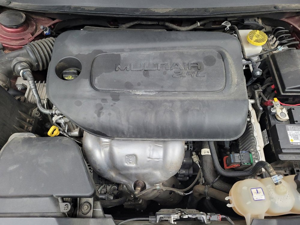 Used 2019 Jeep Cherokee Latitude Plus w/ Comfort/Convenience Group image 30