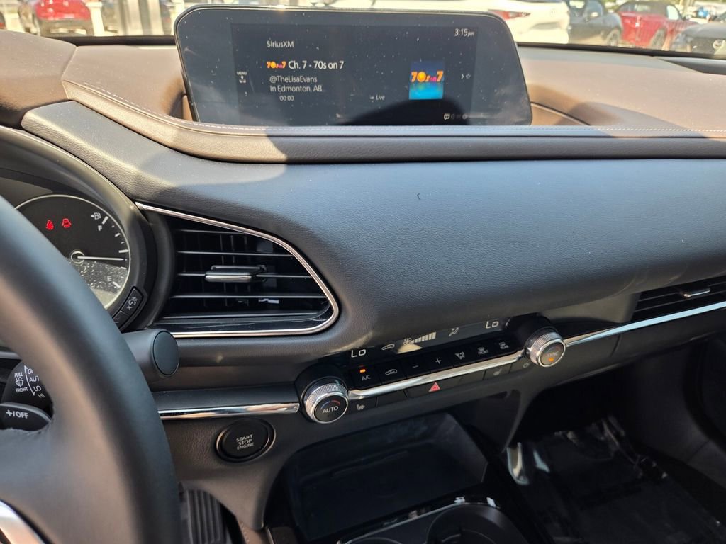 Certified 2025 MAZDA CX-30 AWD 2.5 S w/ Premium Package image 24