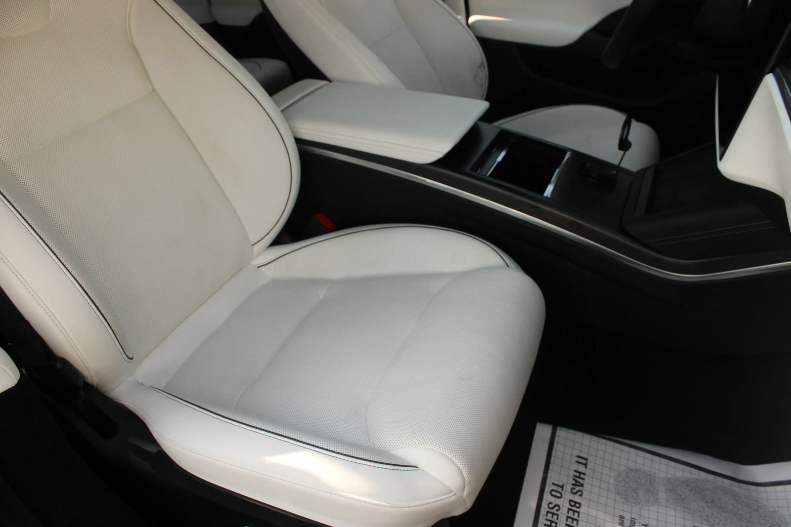 Used 2022 Tesla Model S Plaid AWD/4WD image 26