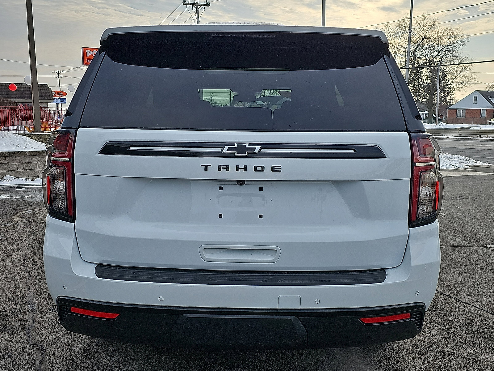 Used 2023 Chevrolet Tahoe Z71 w/ Luxury Package image 5