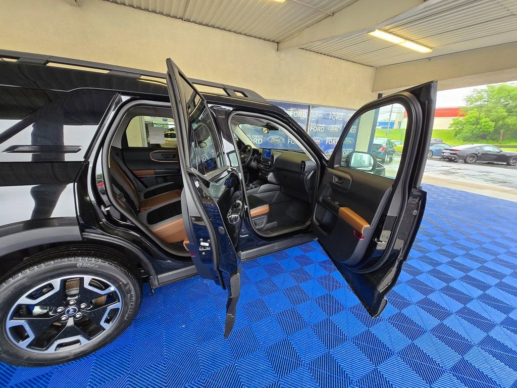 New 2024 Ford Bronco Sport Outer Banks w/ Tech Package AWD/4WD image 31