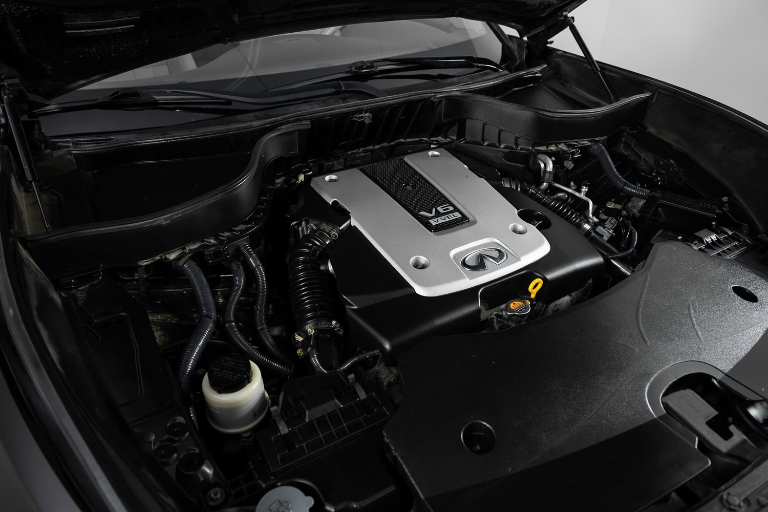 Used 2014 INFINITI QX70 AWD w/ Premium Package image 40