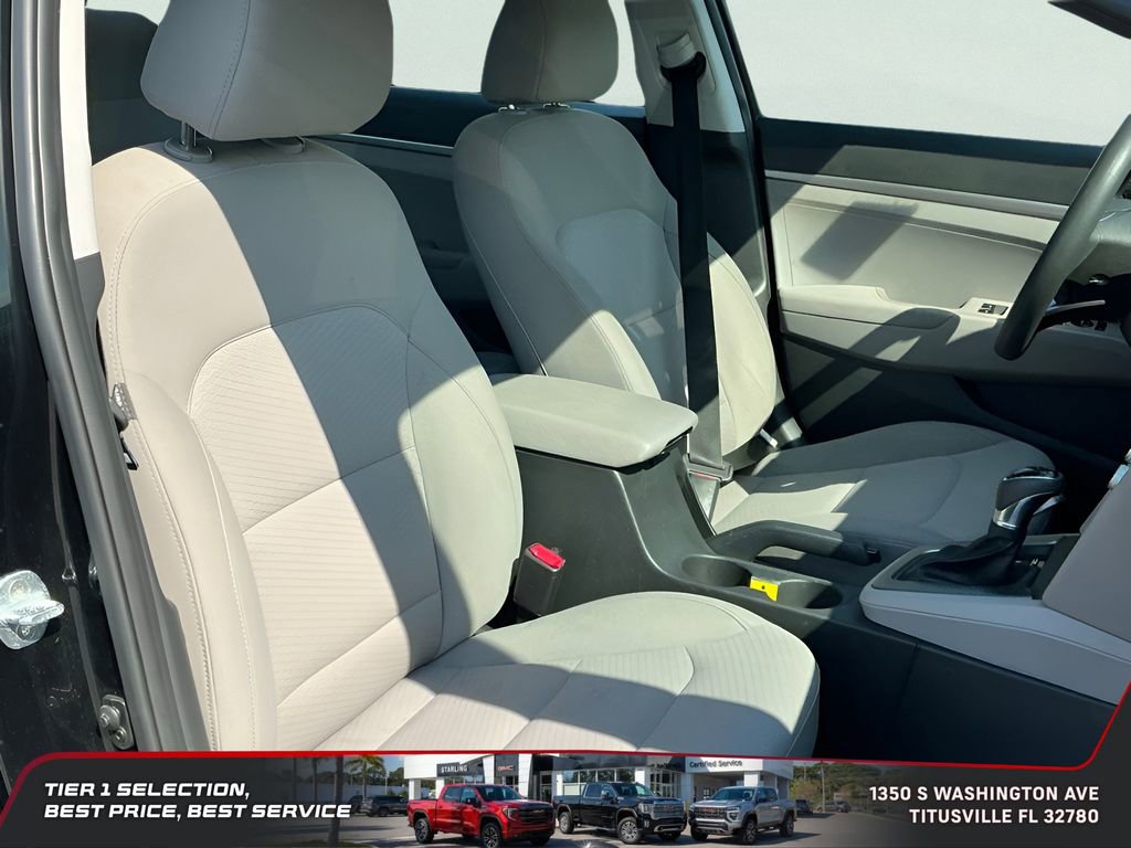 Used 2020 Hyundai Elantra SE FWD image 18