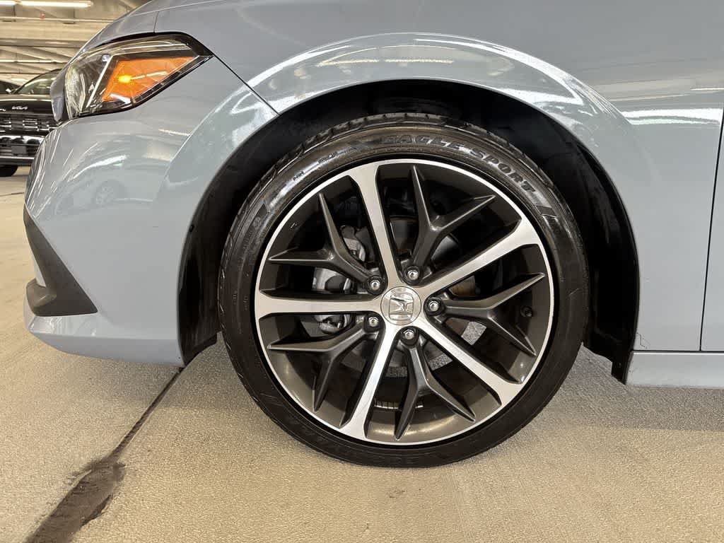 Used 2024 Honda Civic Touring image 10