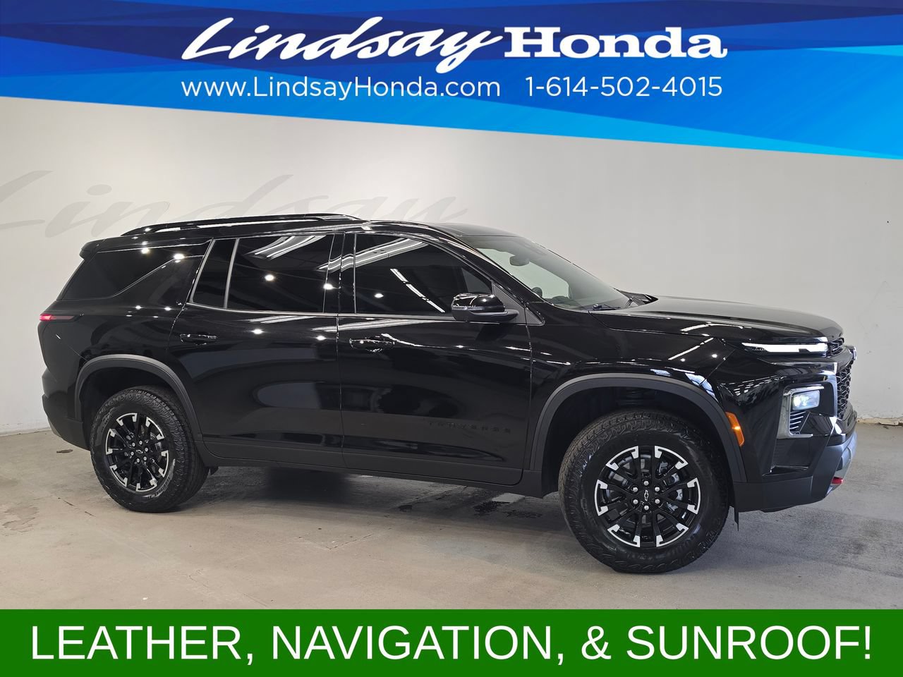 Used 2025 Chevrolet Traverse Z71 w/ Driver Confidence Package AWD/4WD image 3